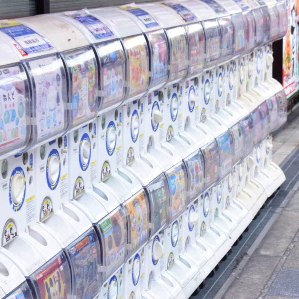 扭蛋狂潮!探訪東京街頭的新型態扭蛋店